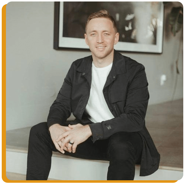 Odoo • Image and Text